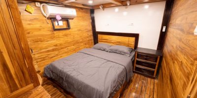 Alfathran-3-7.-Gili-Room-Queen-Bed-Private-Bathroom-7.jpg