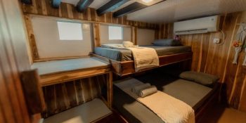 almadira-CABIN-1-2-SharePrivate-QueenBed-Single-Bed-1.jpg