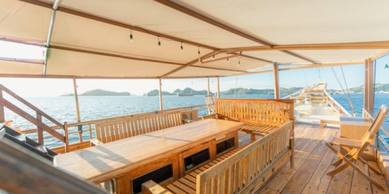 almadira-Outdoor-Dining-Room-4-1.jpg