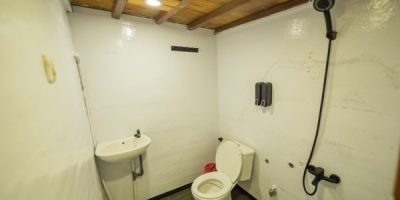 balaraja-public_toilet_2.jpg