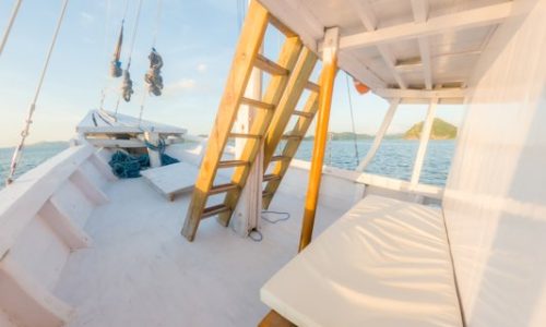 lamborajo-1-sundeck-2.jpg