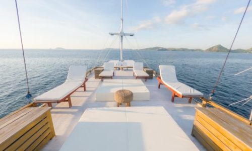 lamborajo-1-sundeck-3.jpg