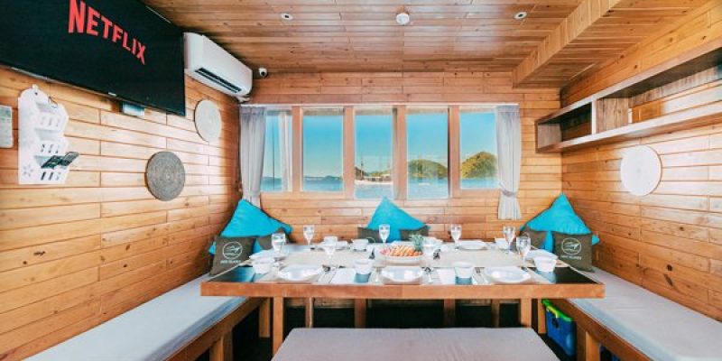ocean-pro-DINING-ROOM-INDOOR-1-1.jpg
