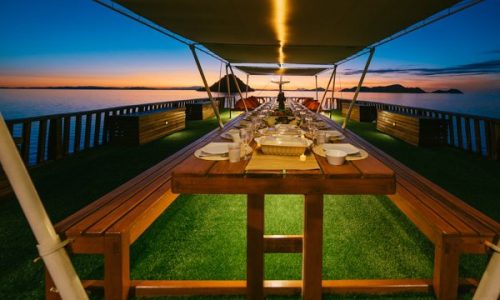 ocean-pro-DINING-ROOM-OUTDOOR-2.jpg