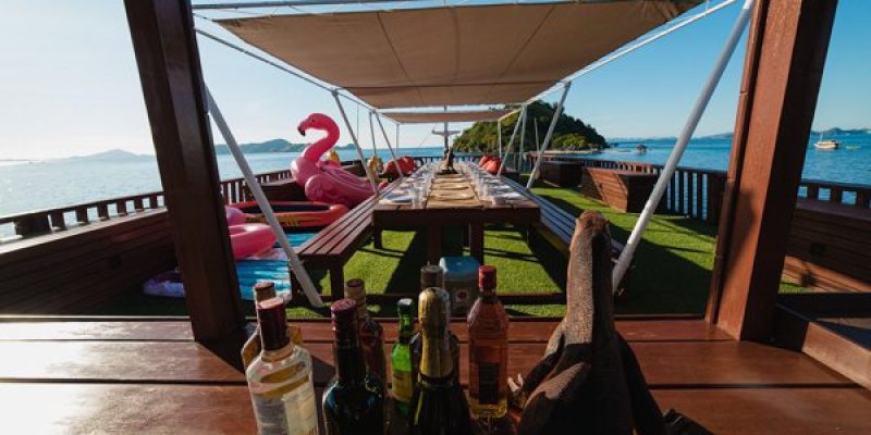 ocean-pro-DINING-ROOM-OUTDOOR-4-1.jpg